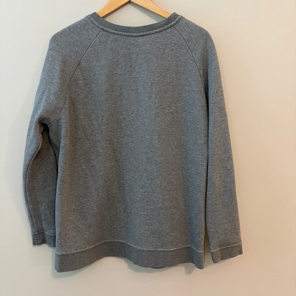 Nike Sportswear Mens XL Gray Raglan Crewneck Sweatshirt Futura Logo Pullover